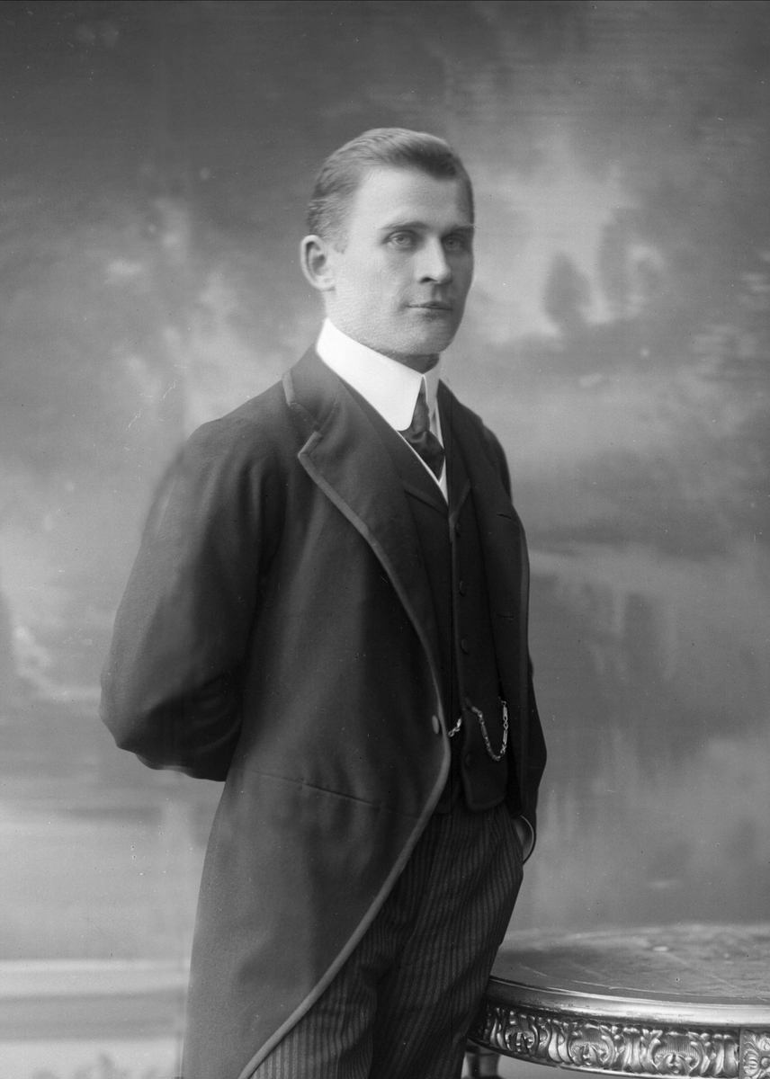 Gustav Borgen, NFB.23755