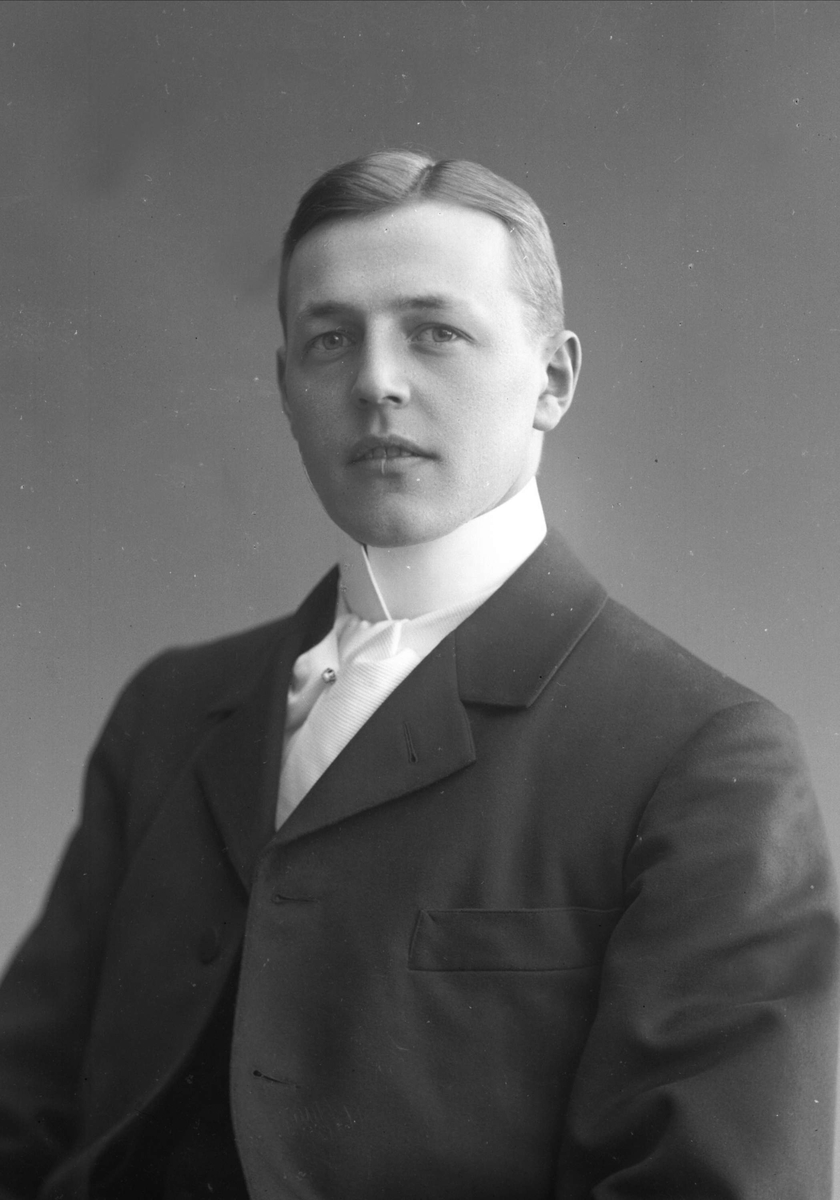 Gustav Borgen, NFB.24238