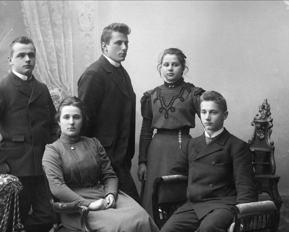 Gustav Borgen, Familieportrett.