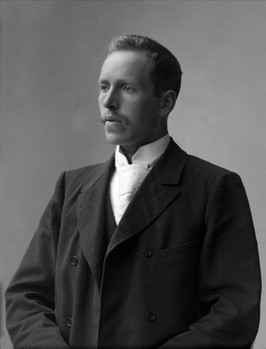 Gustav Borgen, NFB.27237
