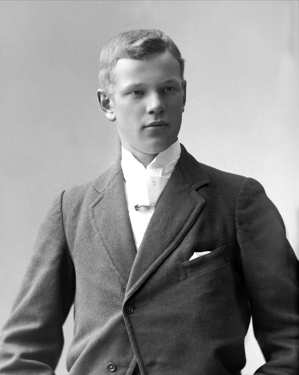 Gustav Borgen, NFB.32282