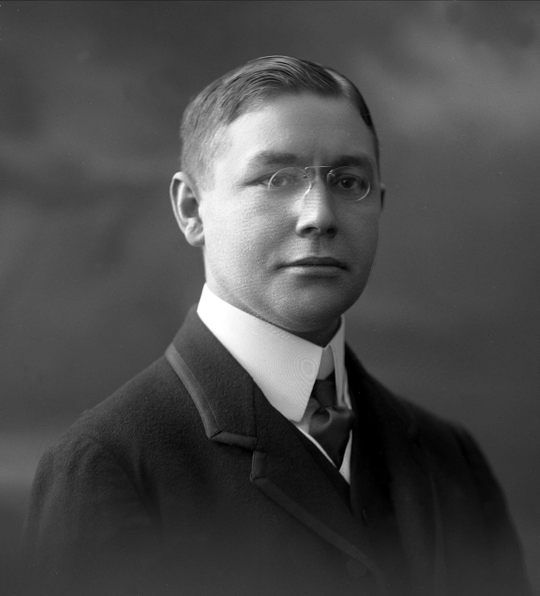 Gustav Borgen, NFB.33253