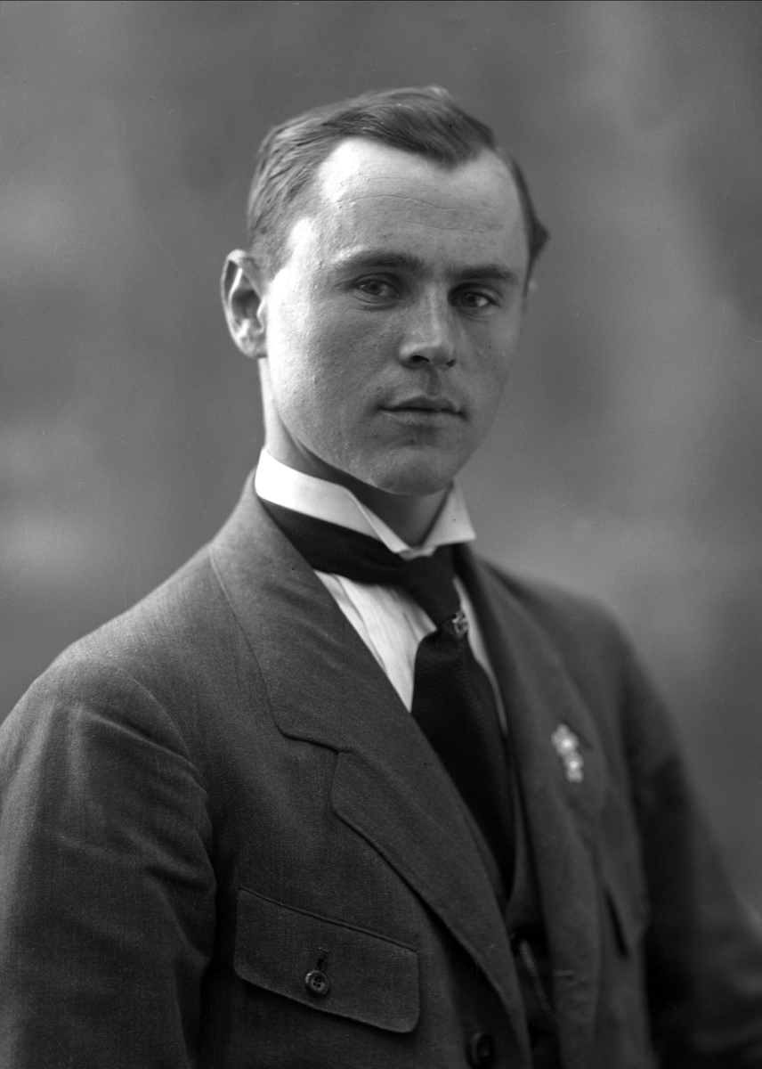 Gustav Borgen, NFB.35186