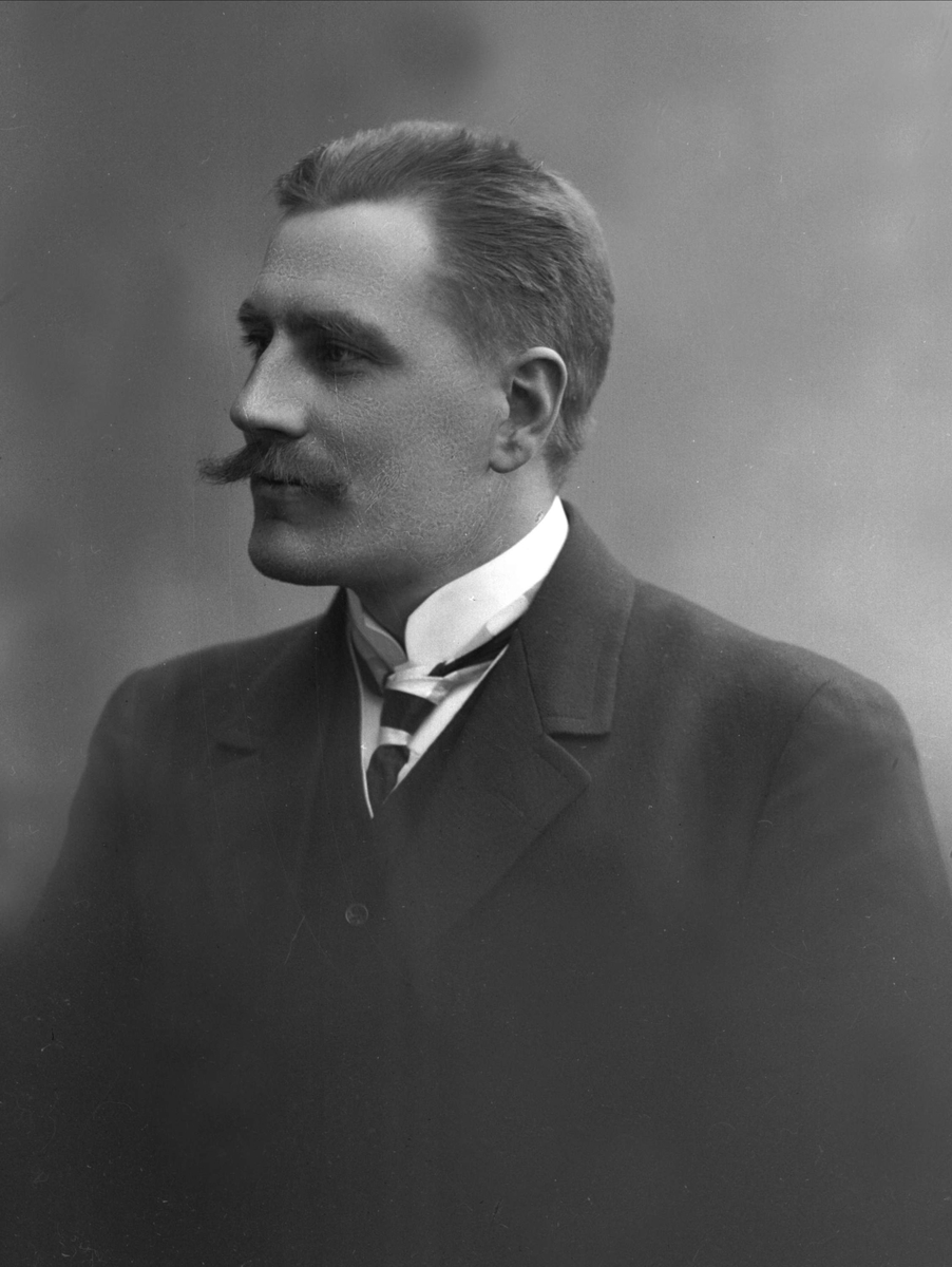 Gustav Borgen, NFB.36952
