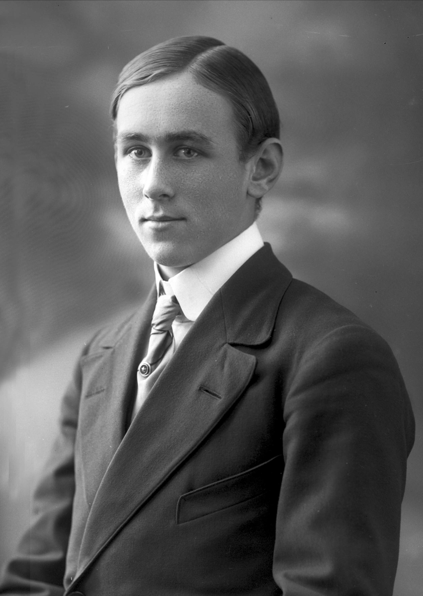 Gustav Borgen, NFB.41853