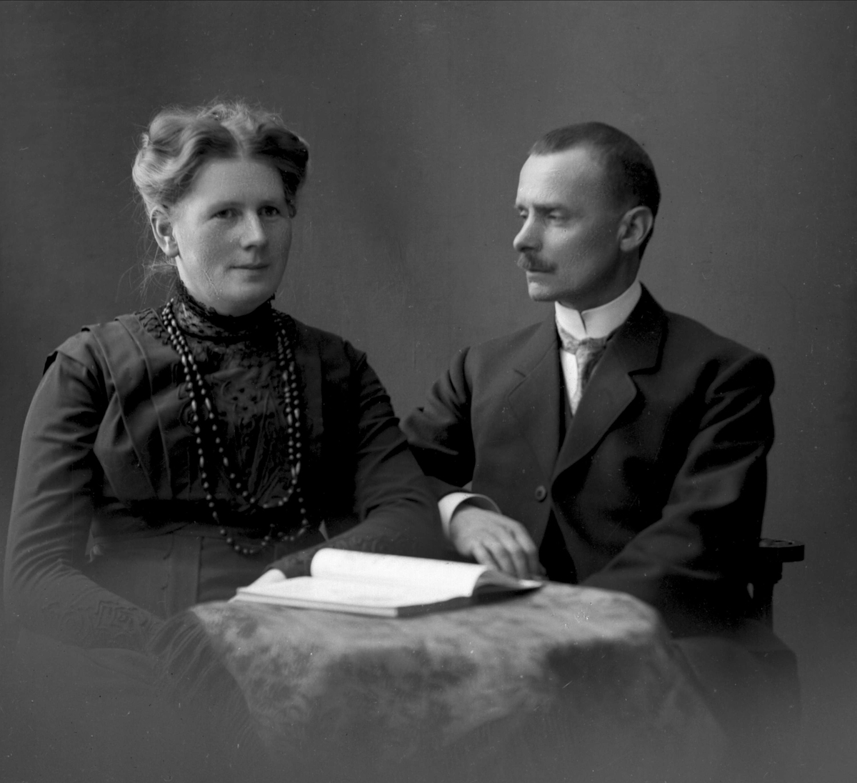Gustav Borgen, NFB.42772