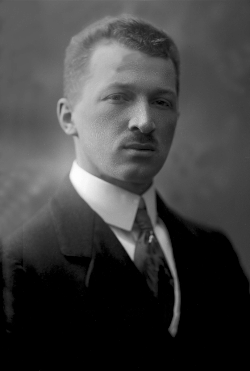 Gustav Borgen, NFB.44385