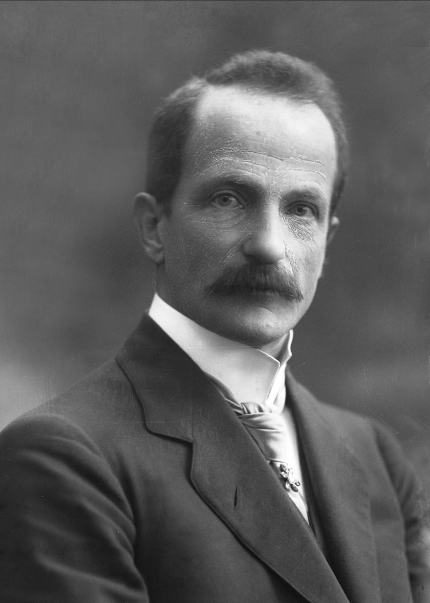 Gustav Borgen, NFB.44865