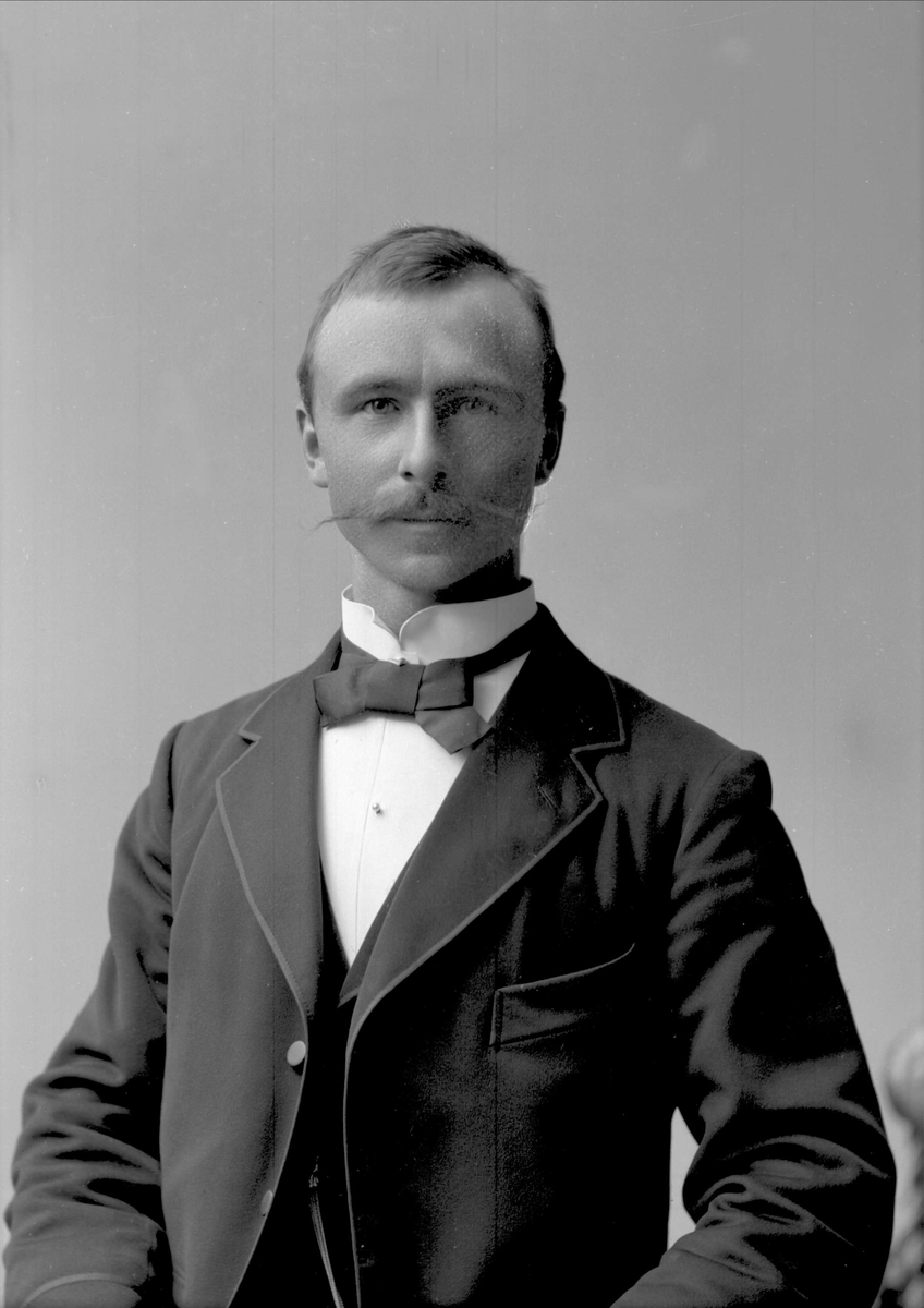 Gustav Borgen, NFB.45430