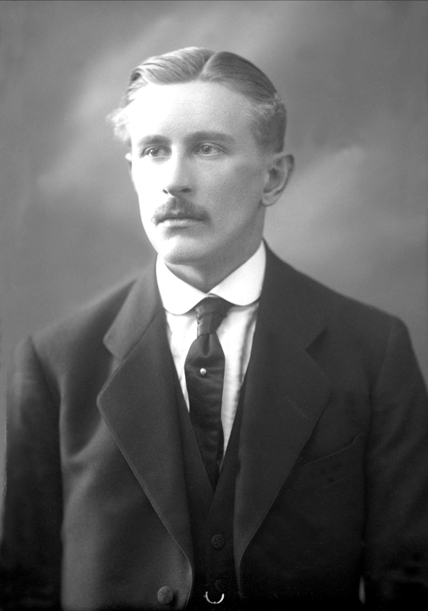 Gustav Borgen, NFB.47109