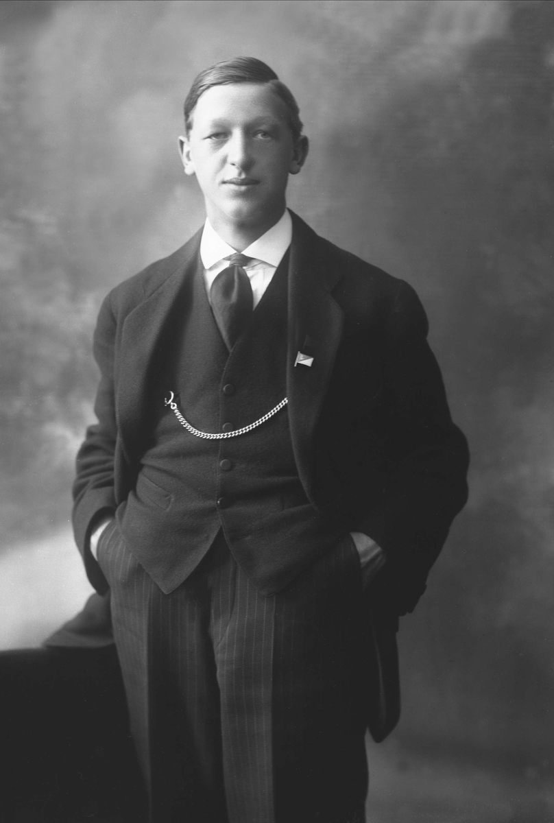 Gustav Borgen, NFB.48038