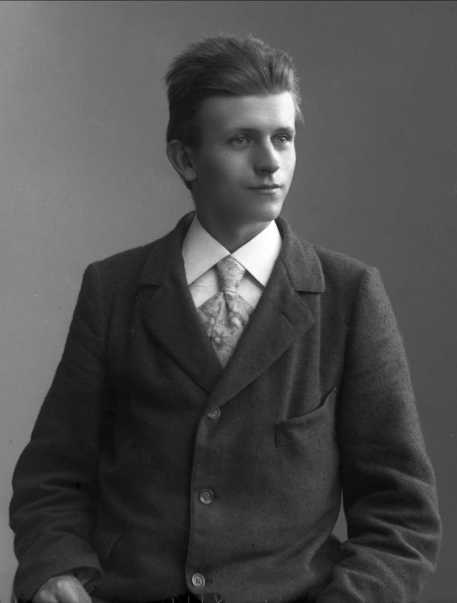 Gustav Borgen, NFB.48580