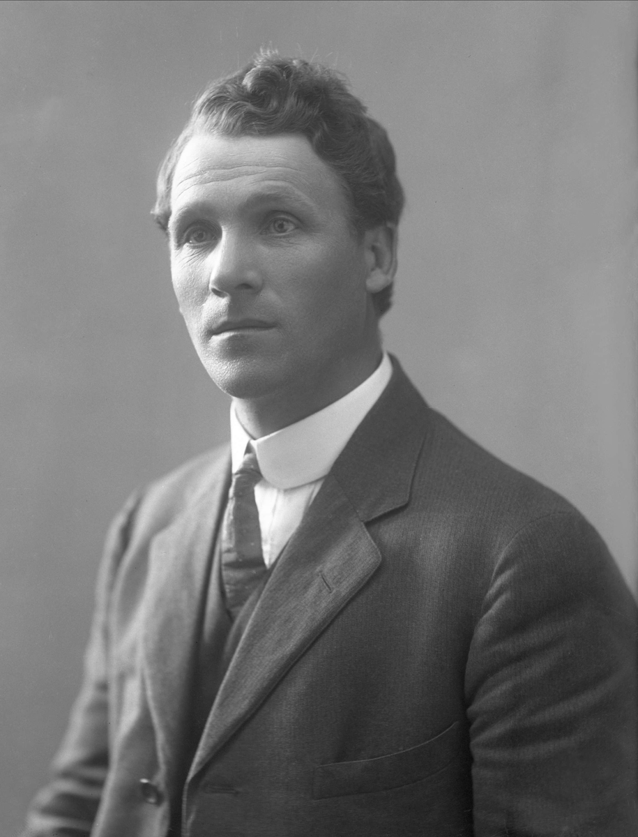 Gustav Borgen, NFB.48728