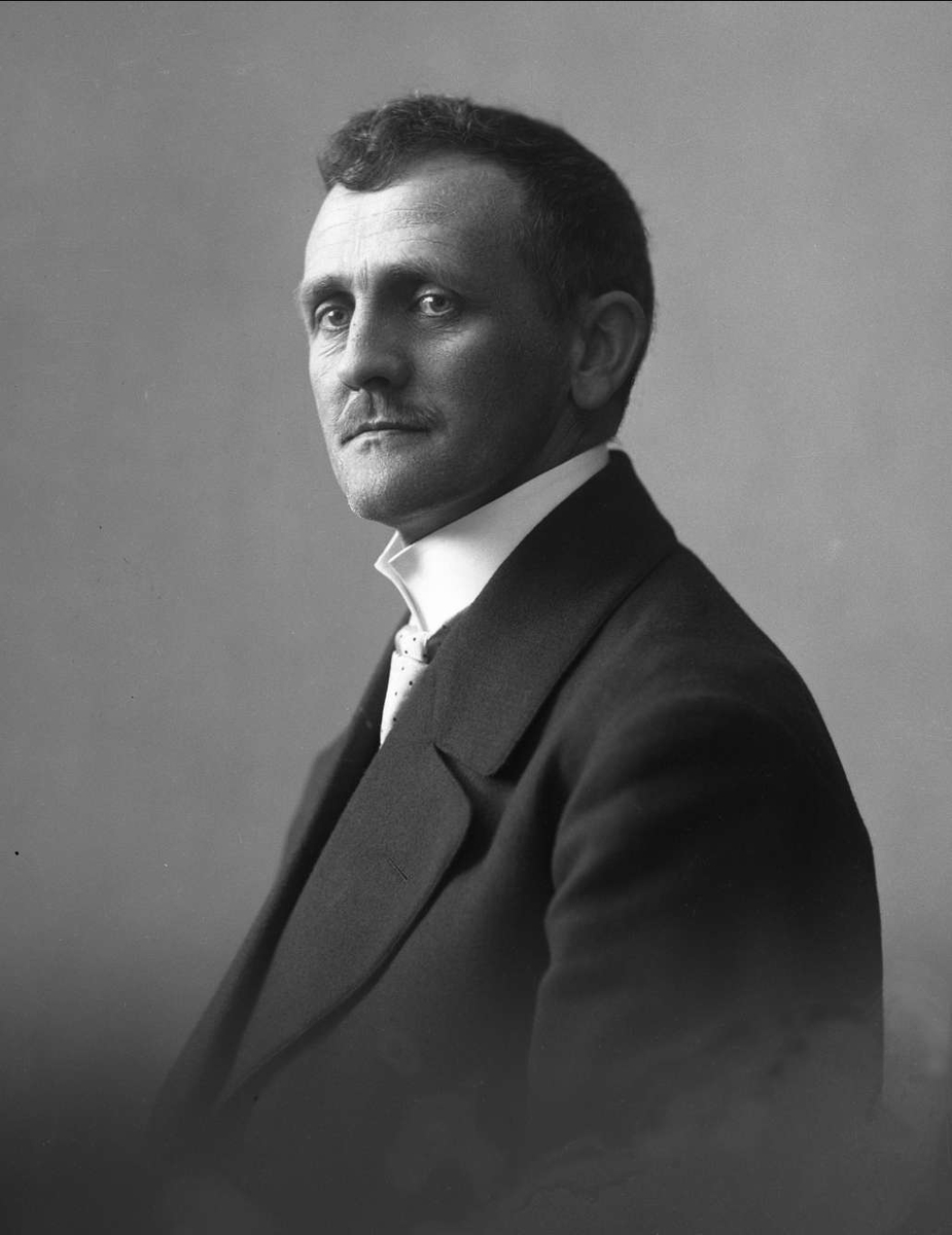 Gustav Borgen, NFB.48760