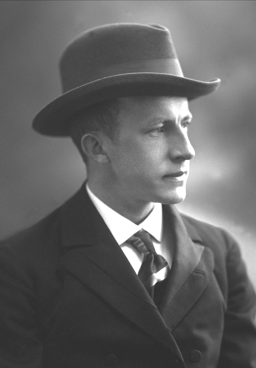 Gustav Borgen, NFB.49084