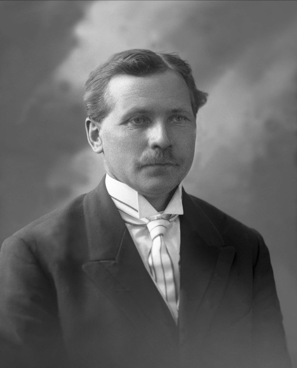 Gustav Borgen, NFB.51443