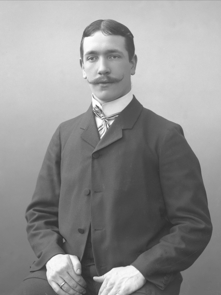 Gustav Borgen, NFB.52001
