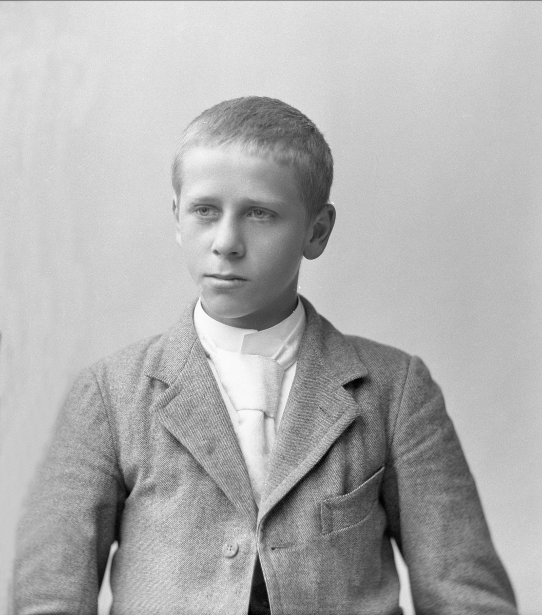 Gustav Borgen, NFB.53677