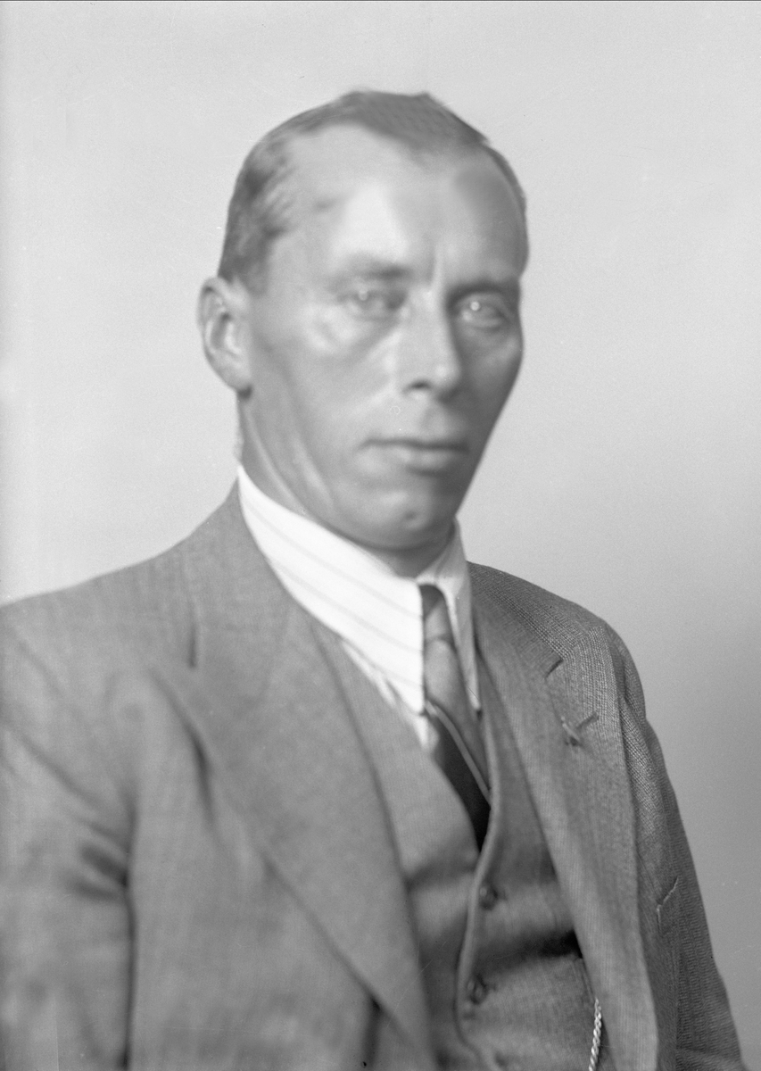Gustav Borgen, NFB.56642