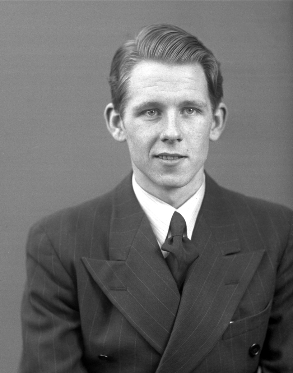 Gustav Borgen, NFB.56662
