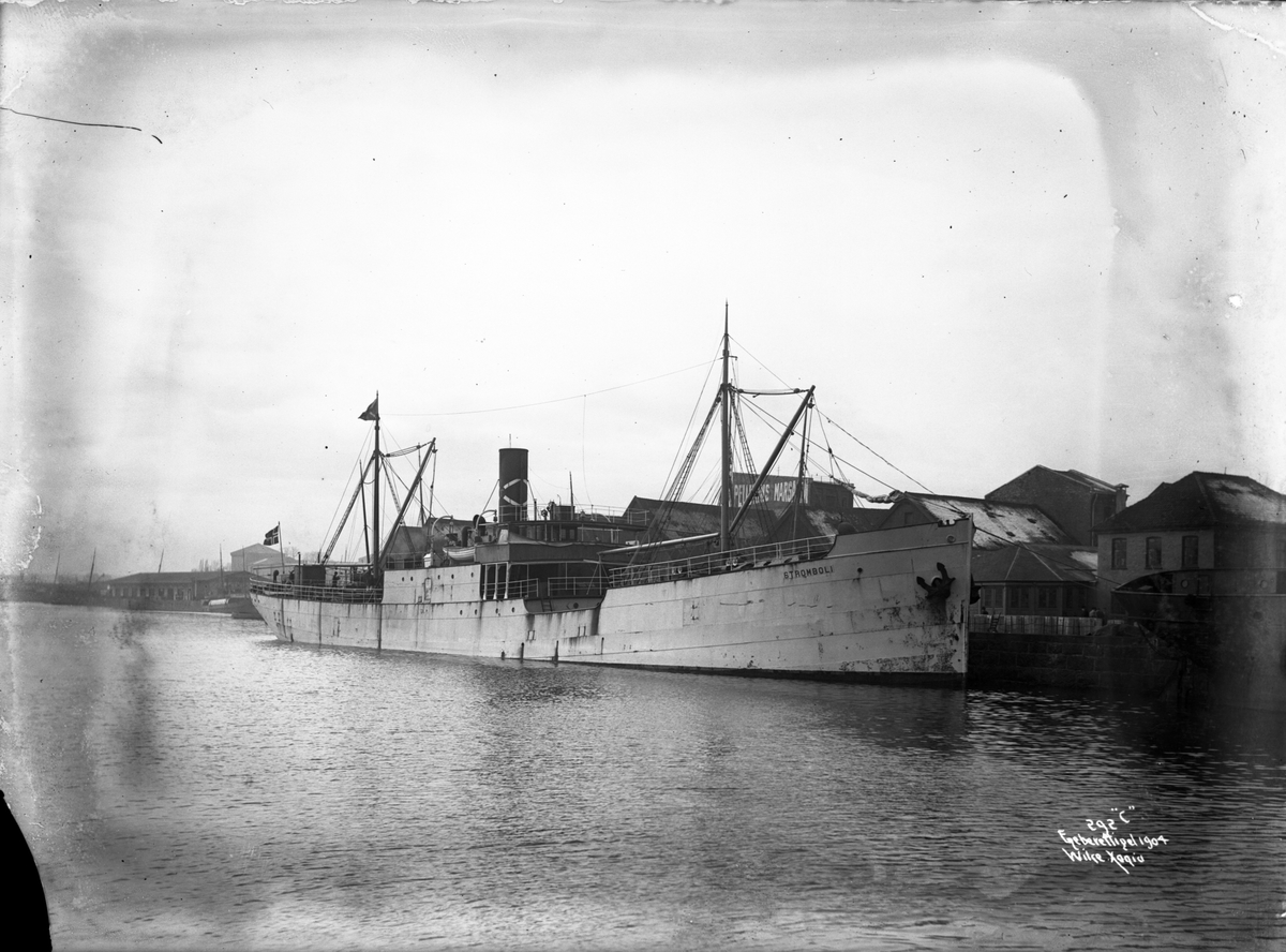 Anders Beer Wilse, D/S Stromboli (b. 1902, Fredrikstad Mekaniske Verksted, Fredrikstad), 3/4 baug, Spanske linje