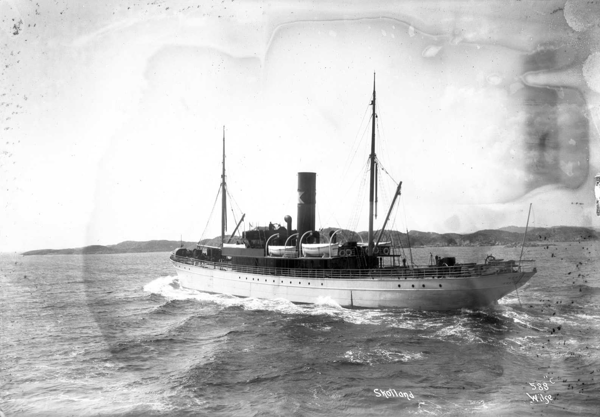 Anders Beer Wilse, D/S Scotland (b. 1904, Grangemouth Greenock Dockyard Co., Grangemouth)