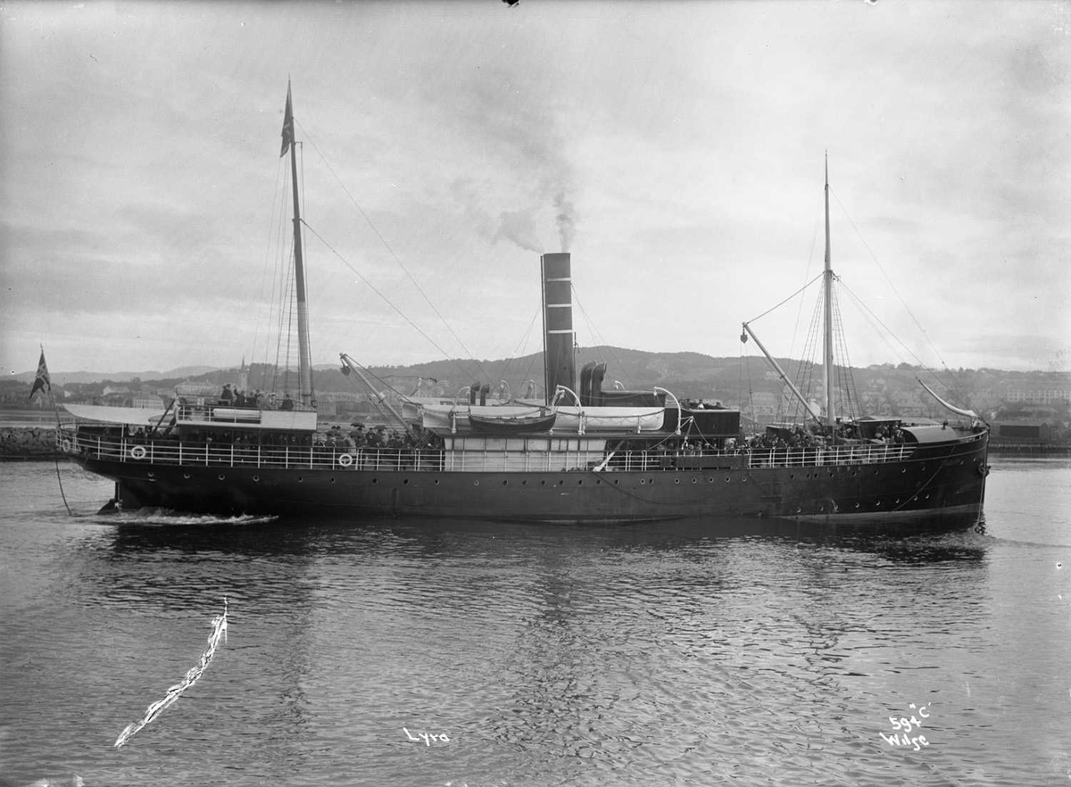 Anders Beer Wilse, D/S Lyra (b. 1904, Bergens Mekaniske Verksted, Bergen)