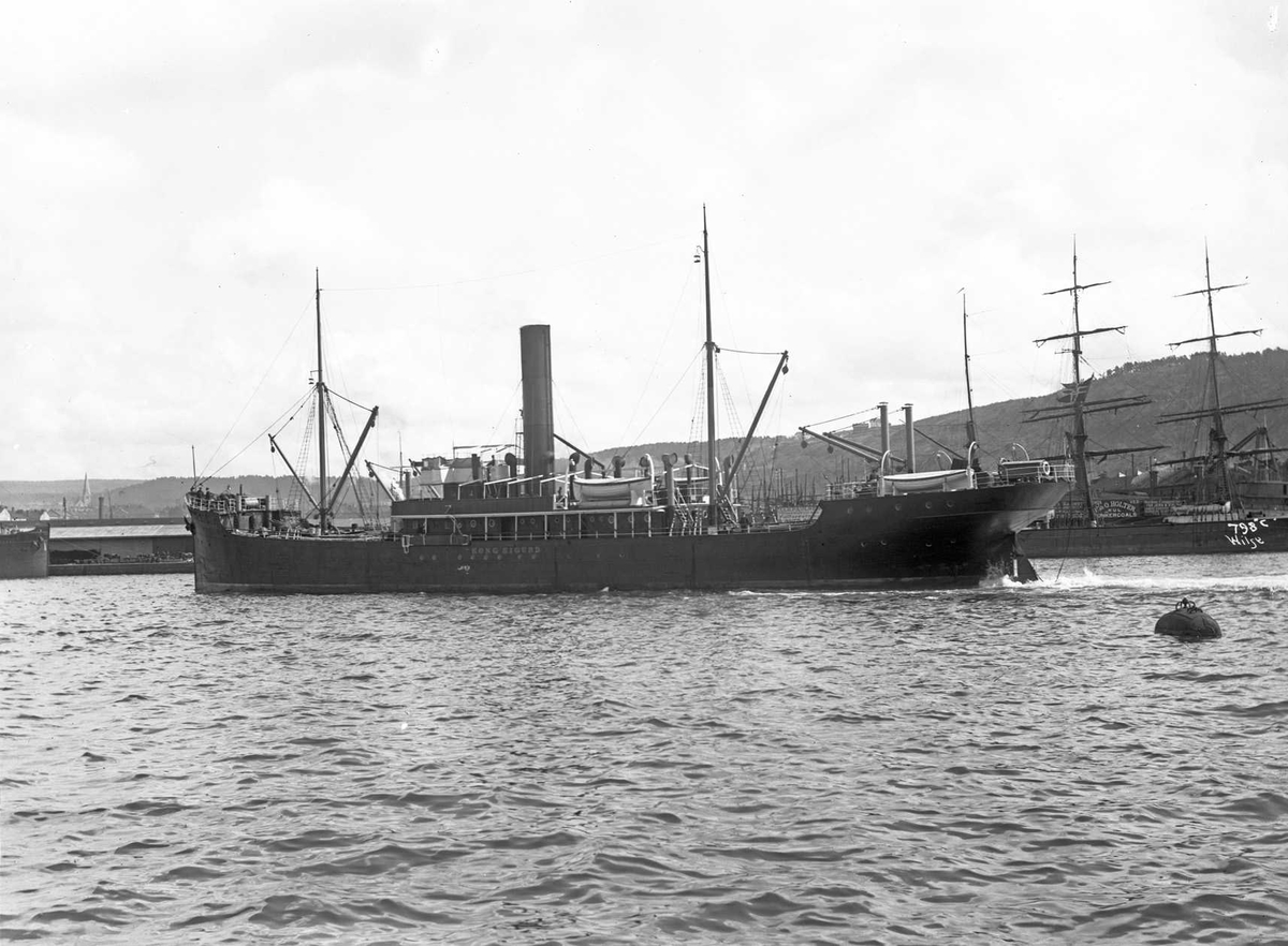 Anders Beer Wilse, D/S Kong Sigurd (b. 1907, Fredrikstad Mekaniske Verksted, Fredrikstad)