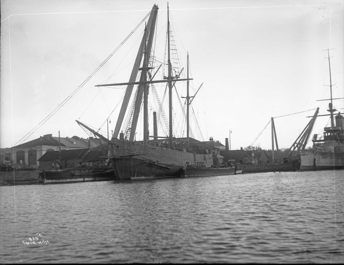 Anders Beer Wilse, Fram (b. 1892, Colin Archers Verft, Larvik), Nansens ekspedisjonsskip