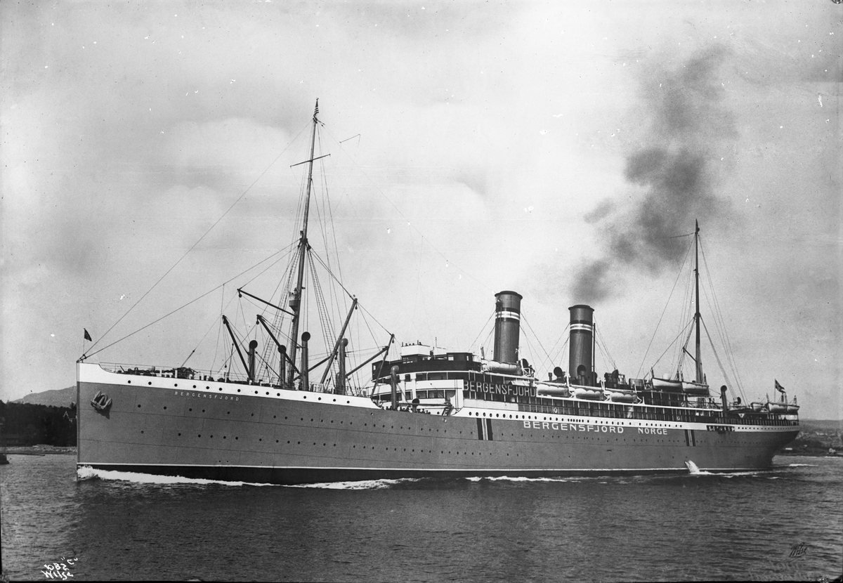 Anders Beer Wilse, D/S Bergensfjord (b. 1913, Cammell, Laird & Co., Birkenhead)