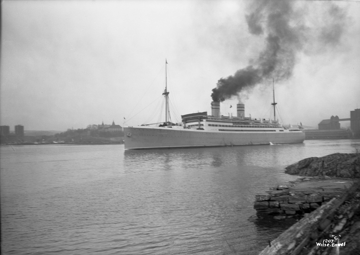 Anders Beer Wilse, Stavangerfjord (b. 1918, Cammell, Laird & Co., Birkenhead)