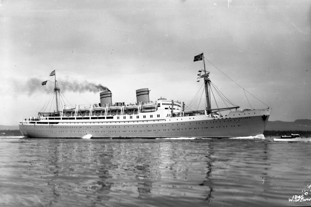 Anders Beer Wilse, M/S Oslofjord (b. 1938, Weser A.G., Bremen)