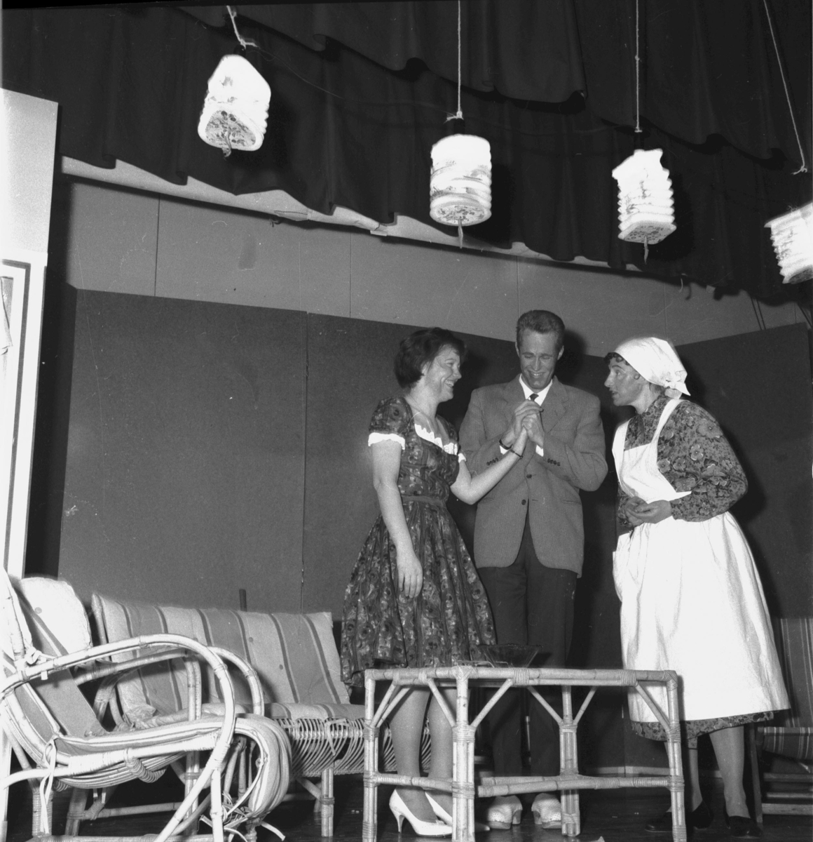 Per Magne Grue, Tynset, Teater, scene, skuespillere, kulisser, tynset dramatiske klubbs debut