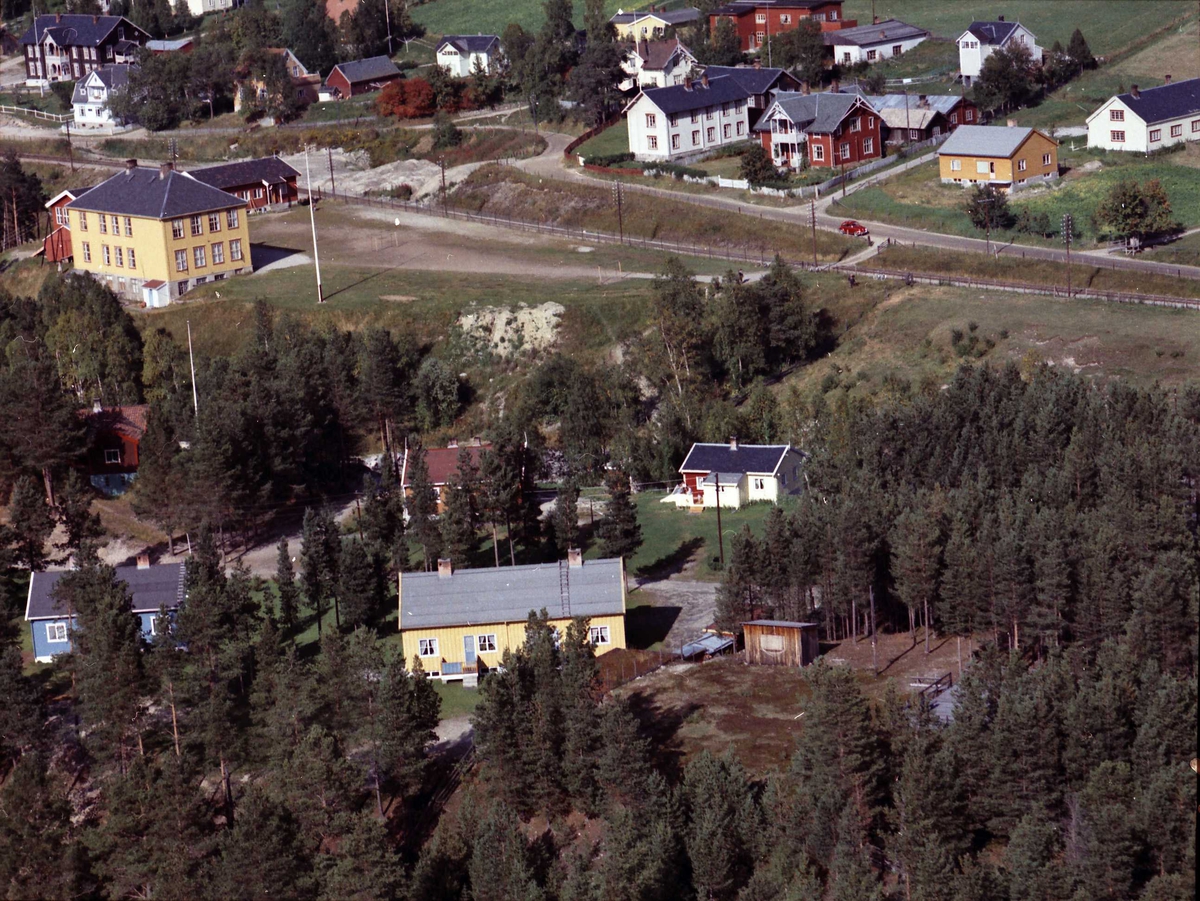 Widerøes Flyveselskap A/S, Gårdsplass.