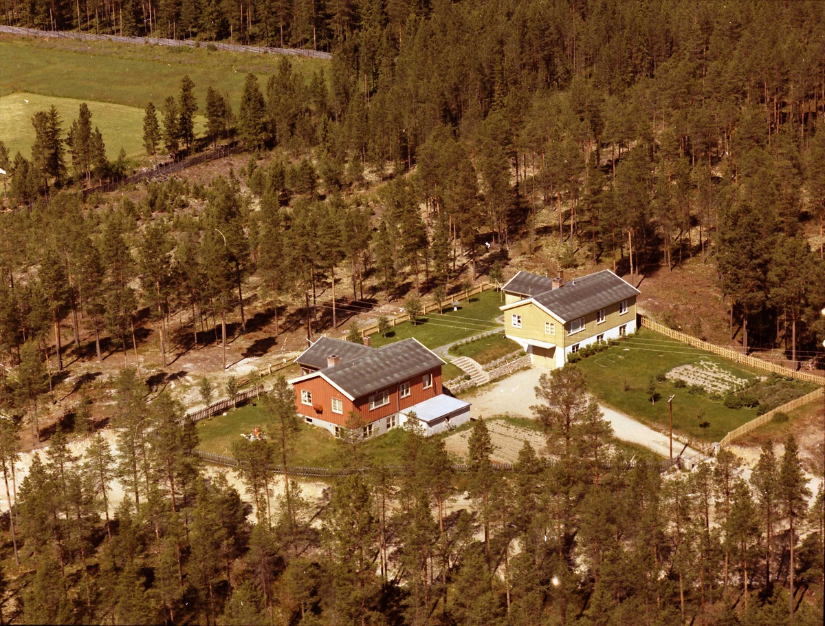 Widerøes Flyveselskap A/S, Gårdsplass.