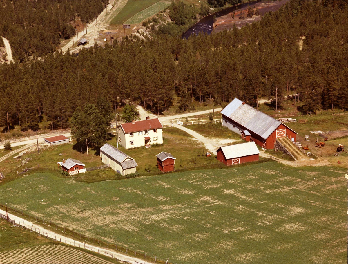 Widerøes Flyveselskap A/S, Gårdsbruk (Thorshaugen).