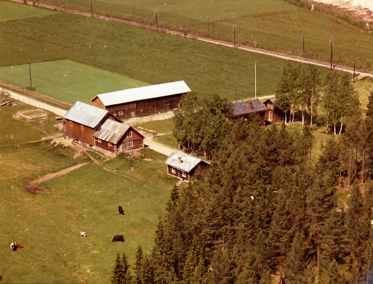 Widerøes Flyveselskap A/S, Gårdsbruk (Strandgarden).