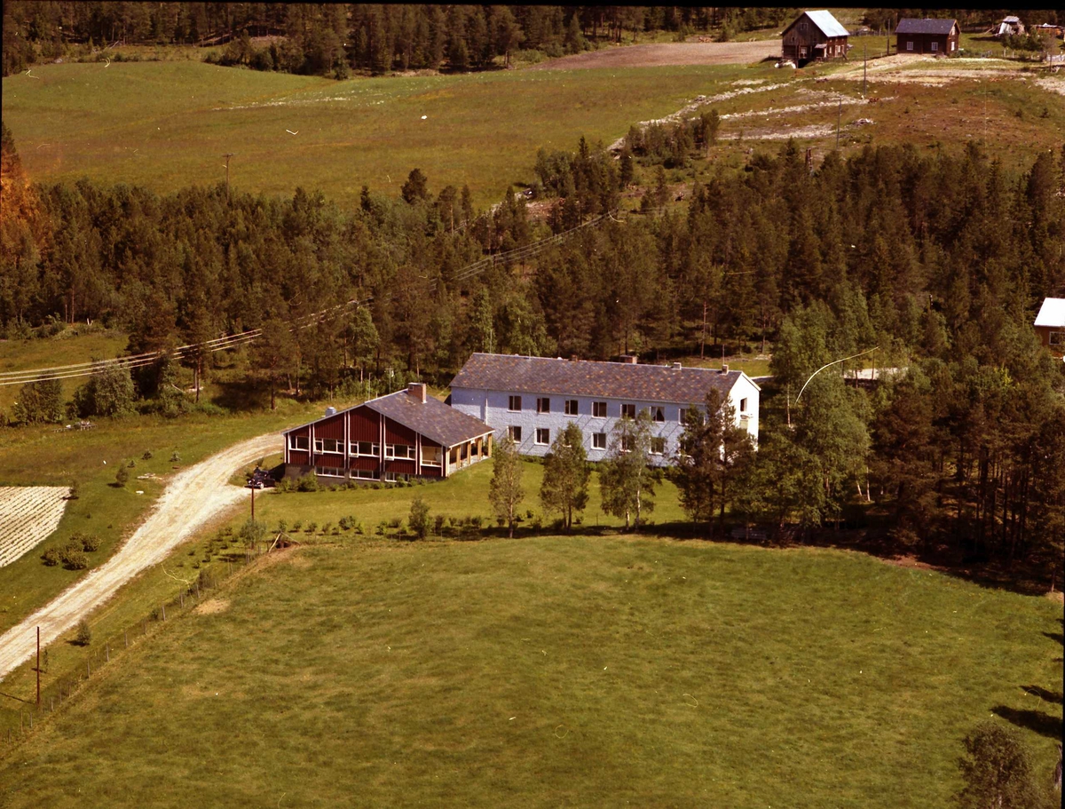 Widerøes Flyveselskap A/S, Alvdal Pleiehjem.