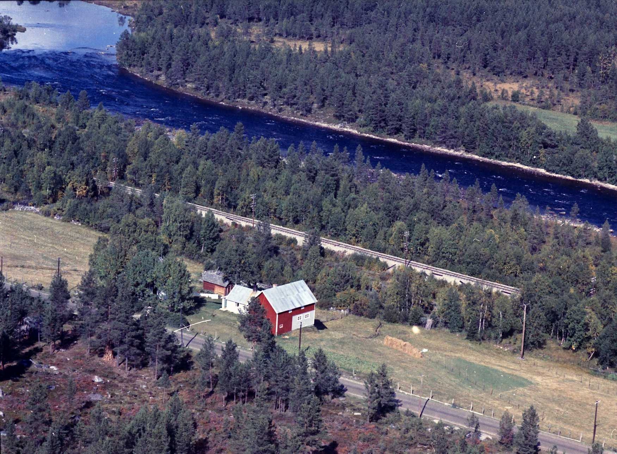 Widerøes Flyveselskap A/S, Gårdbruk.