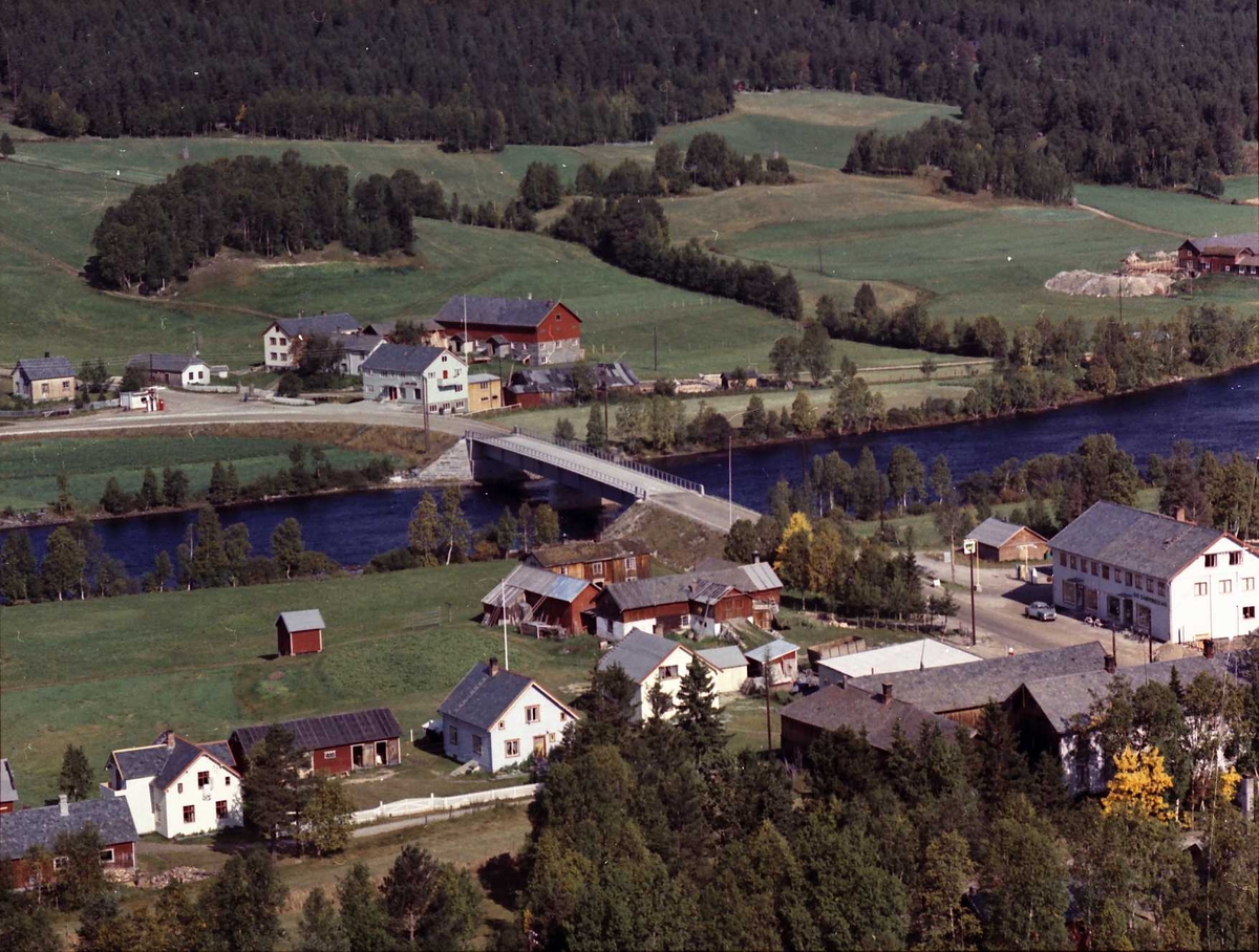 Widerøes Flyveselskap A/S, Oversikt over deler av Os.