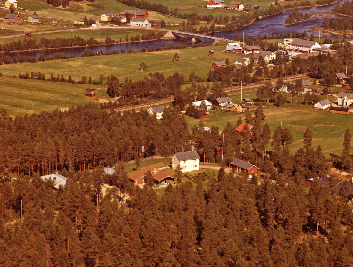 Widerøes Flyveselskap A/S, Gårdsbruk.