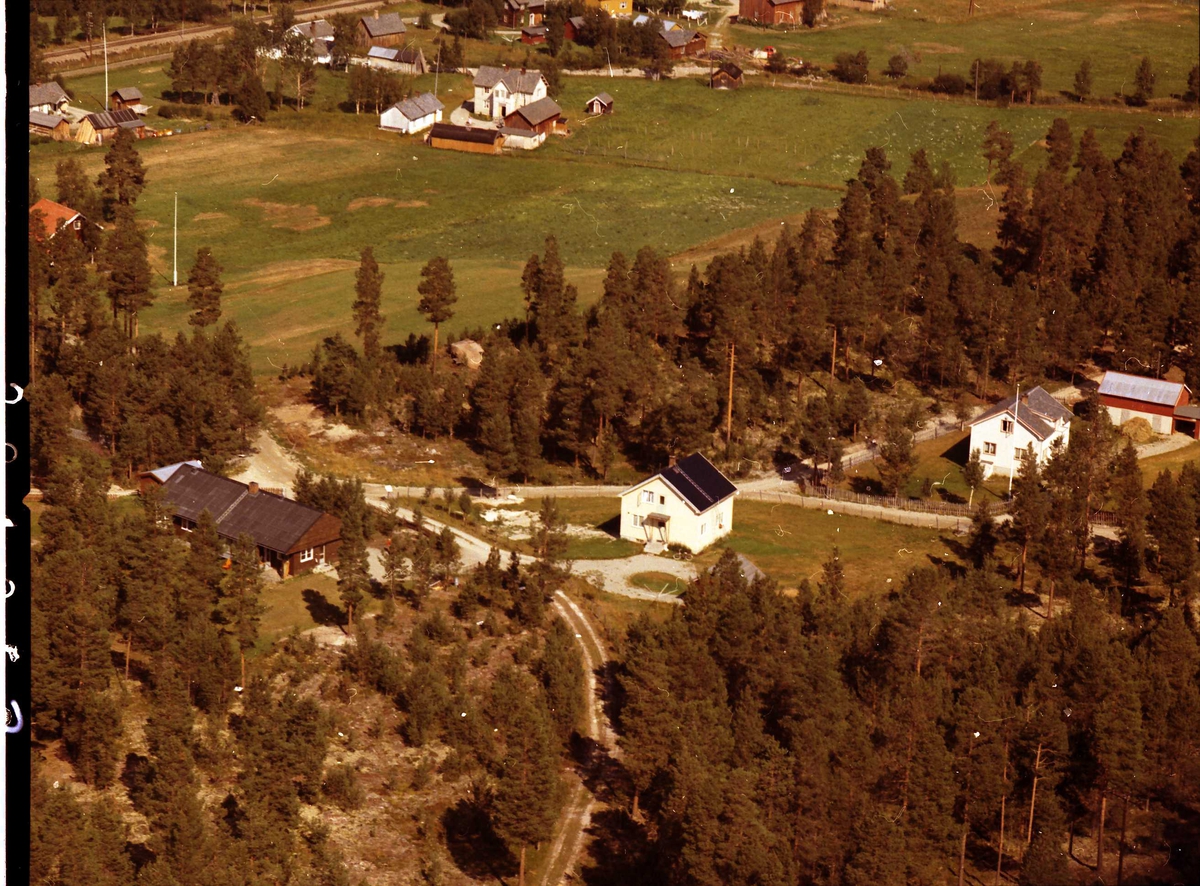 Widerøes Flyveselskap A/S, Gårdsplass.