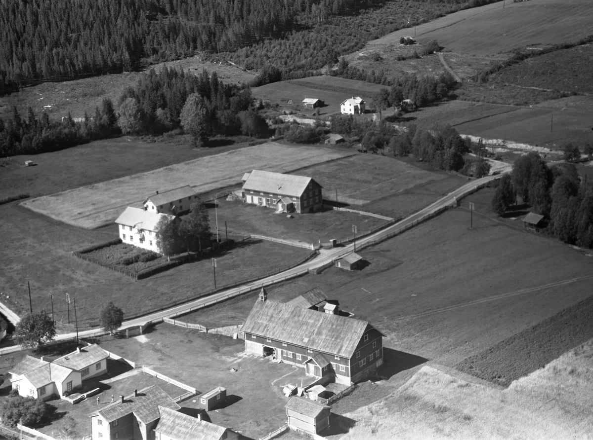 Widerøes Flyveselskap A/S, Gårdsbruk Rendal