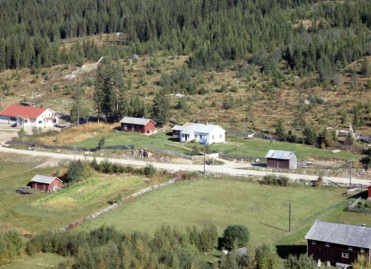 Widerøes Flyveselskap A/S, Bolighus Hanestad