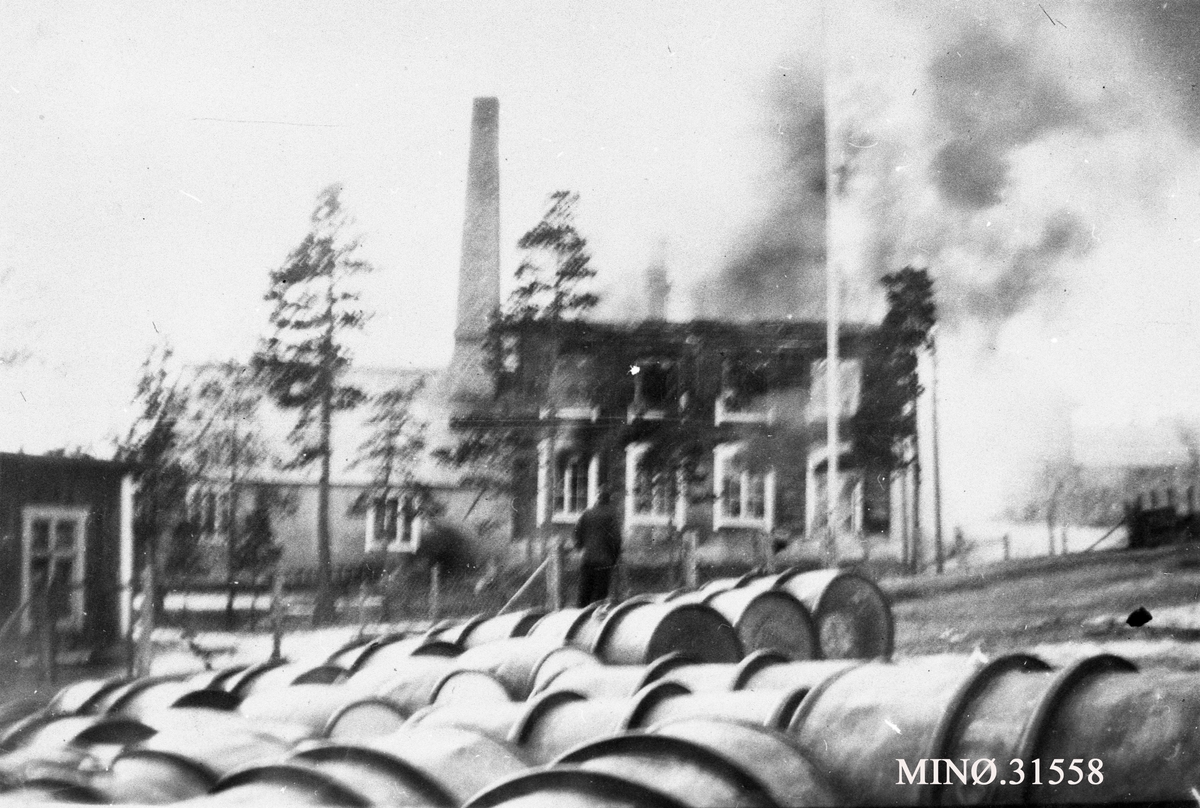 Ukjent, Folldals første meieri i brann - mars 1932