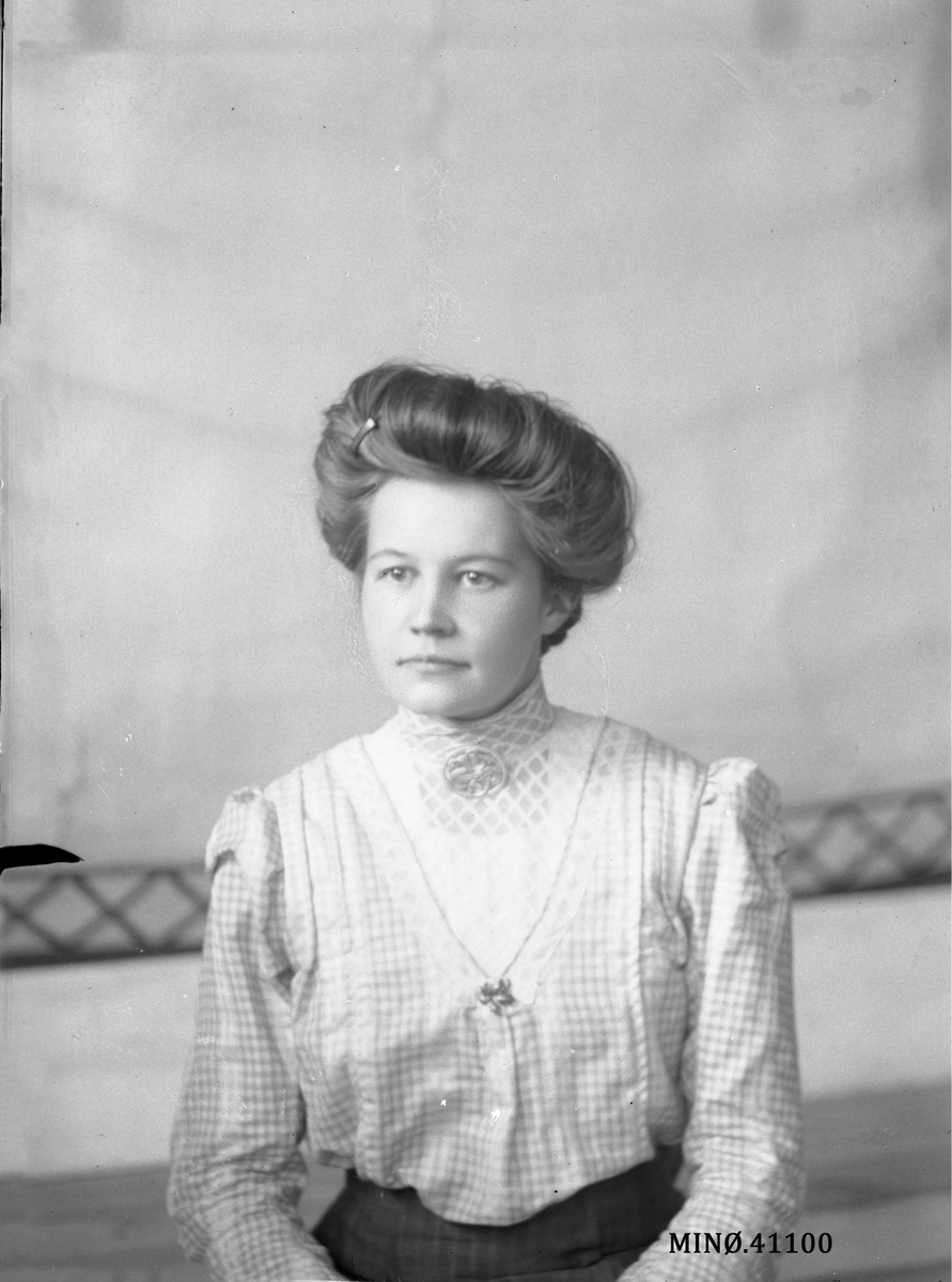 Oscar Holte, Portrett av kvinne, fru Fors