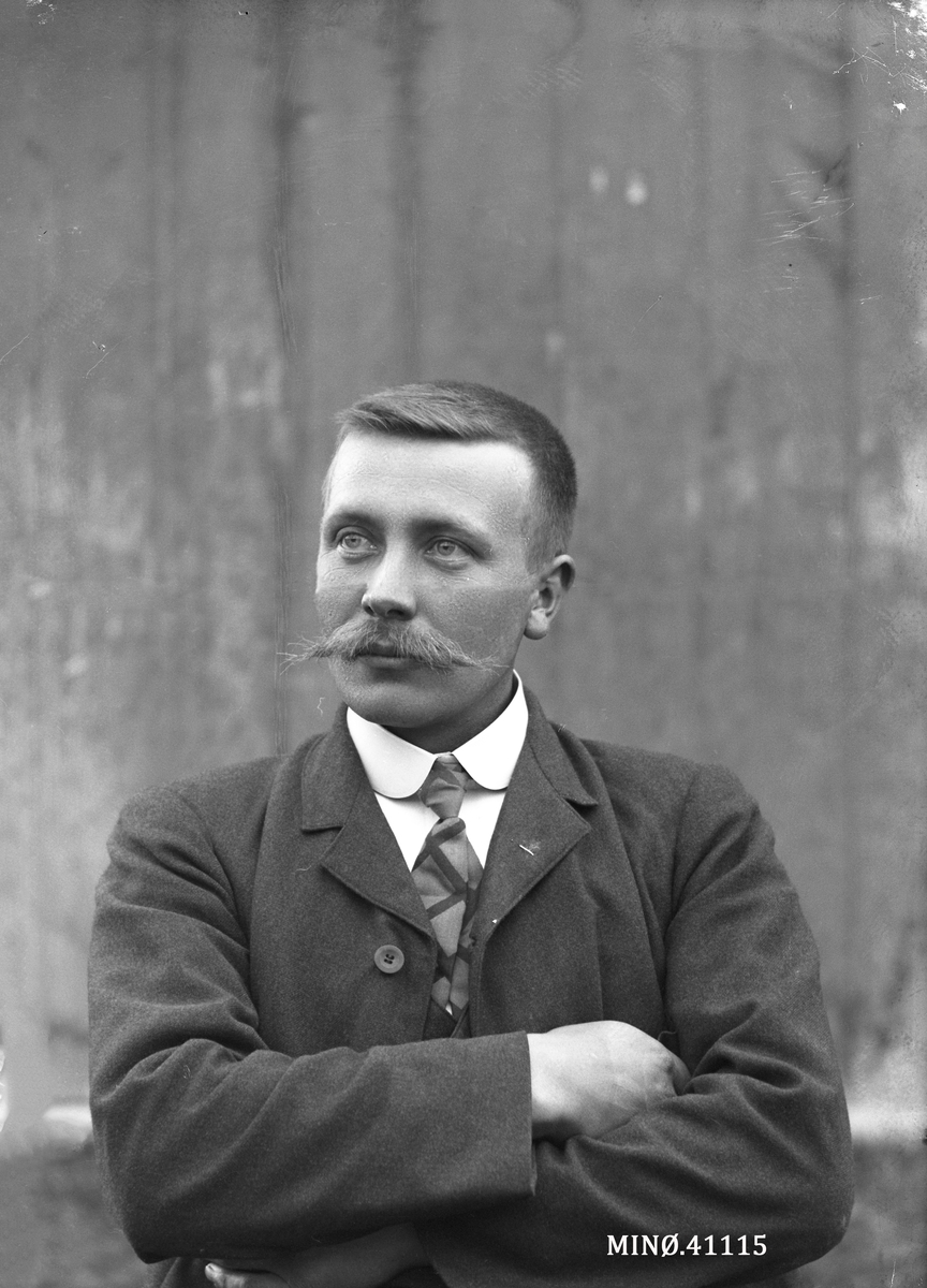 Oscar Holte, Portrett av mann - A.G. Kaasen