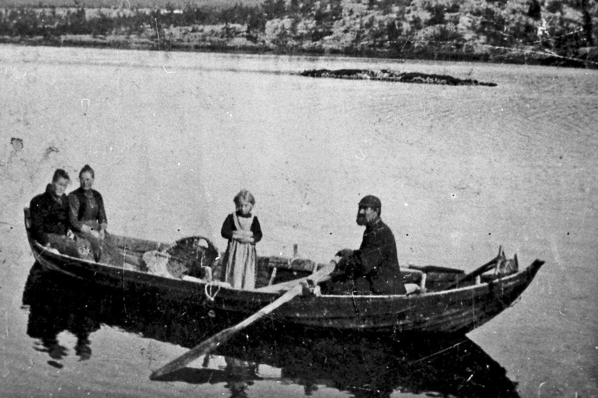 Jan Erik Øvergård, Personer i båt