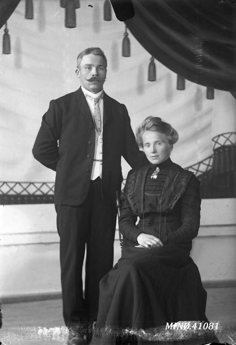 Oscar Holte, Portrett av ekteparet Olsen