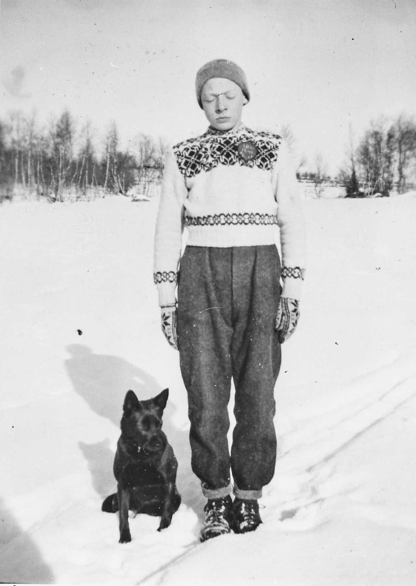 Rachel Haarseth, Gutt med hund